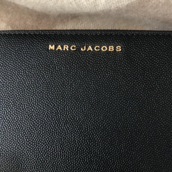 NWT  Marc, Jacob, wallet, black with gold hardware. - Picture 2 of 12